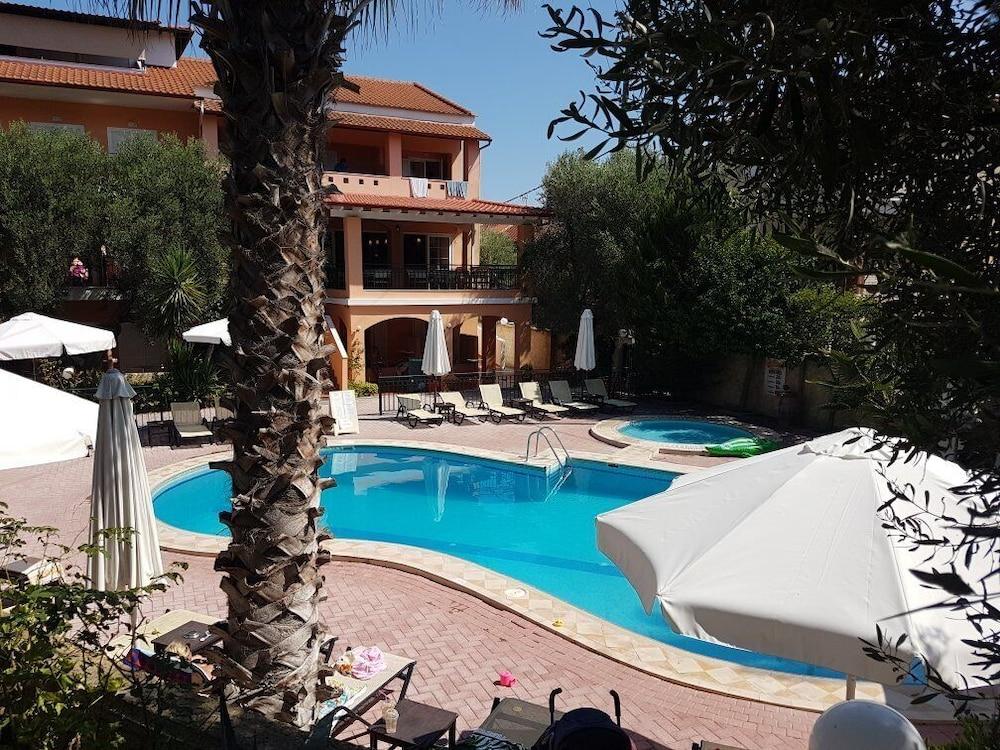 Aloni Hotel Pefkochori Exterior foto
